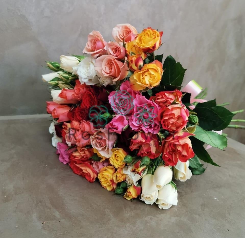 Букет цветов из: Розы в Усады