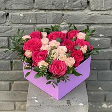 Цветочная композиция из Розы в коробке #REPLACE_PRED# Усады