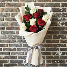 Букет цветов из:  Розы в Усады