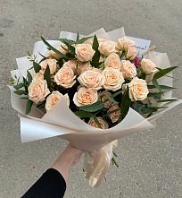 Букет Кремовые розы Латте в Усады