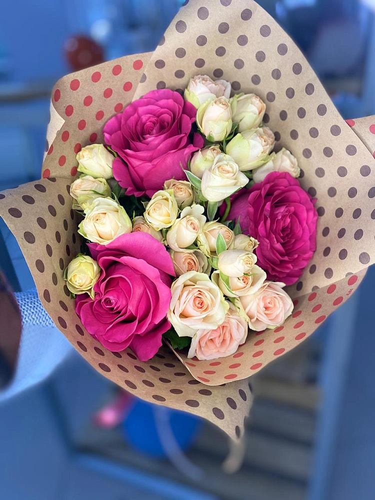 Букет цветов из: Розы в Усады