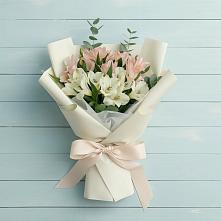 Букет цветов из:  Альстромерии #REPLACE_PRED# Усады