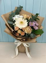 Букет цветов из:  Герберы и Хризантемы в Усады