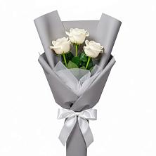 Букет 3 белые розы в Усады
