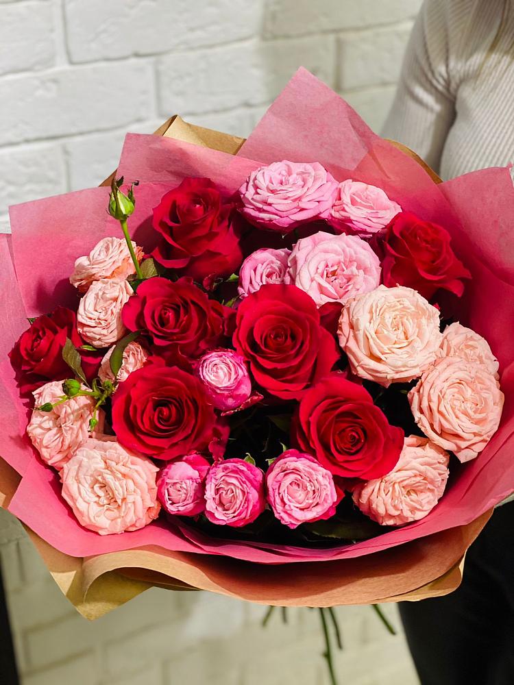 Букет цветов из: Розы в Усады