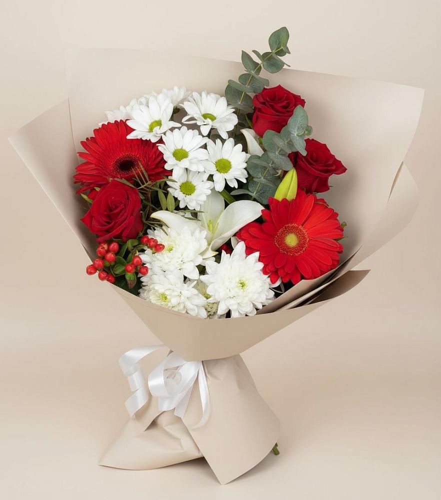 Букет цветов из: Розы, Хризантемы, Герберы и Лилии в Усады
