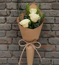 Букет цветов из:  Розы в Усады