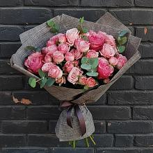 Букет цветов из:  Розы в Усады